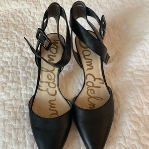 Sam Edelman black buckle heels